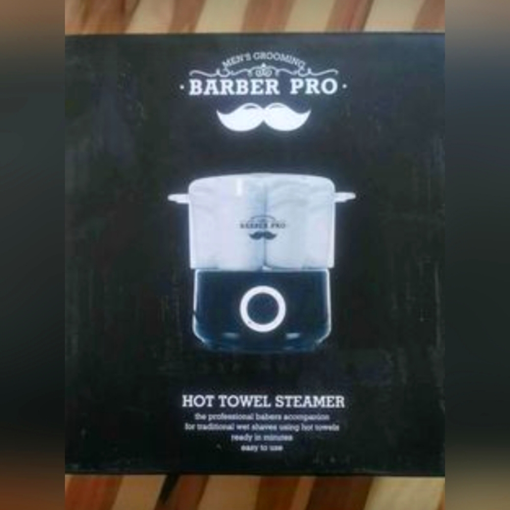 Hot towel steamer new in box